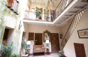  Hostal Casa Del Buen Viaje  Севилья